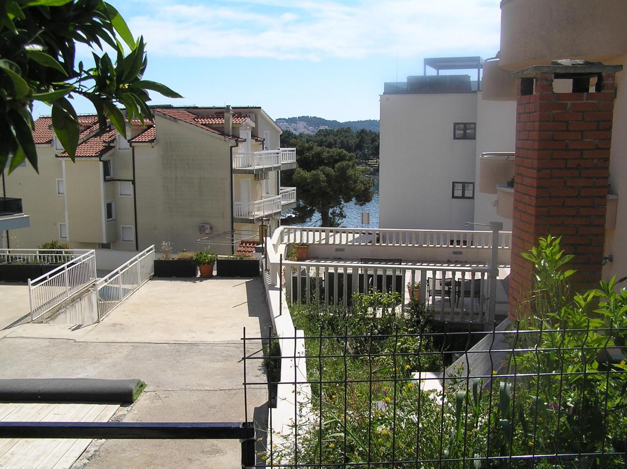 Studio Apartments Fabjanac Trogir Buitenkant foto
